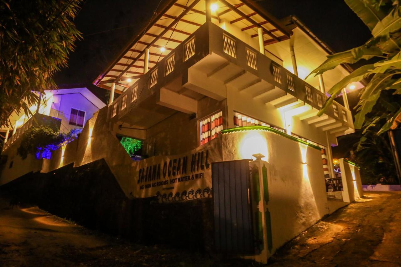Bed and Breakfast Sajana Ocean Hill à Mirissa Extérieur photo