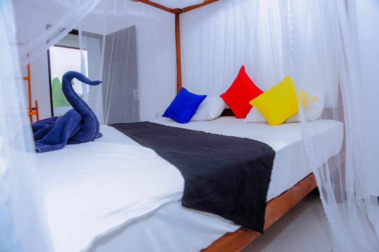 Bed and Breakfast Sajana Ocean Hill à Mirissa Extérieur photo