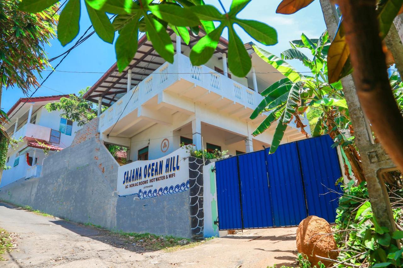 Bed and Breakfast Sajana Ocean Hill à Mirissa Extérieur photo
